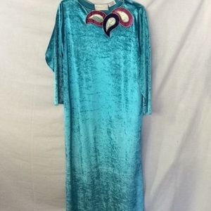Beautiful Vintage Oscar de la Renta Velour Dress